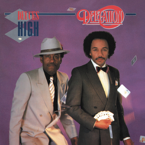 美女自扒内内图
